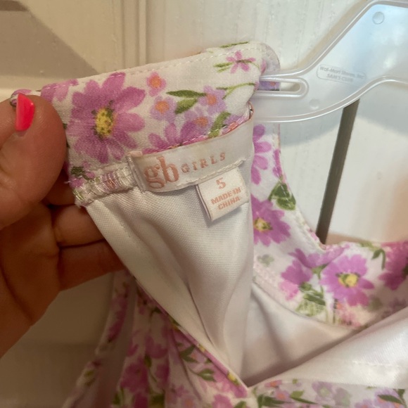 Spring dress - Picture 2 of 2